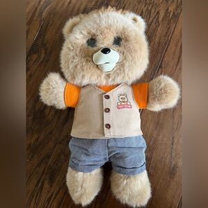 Teddy Ruxpin 2017 Animated Plush Talking Storytelling Bear Bluetooth